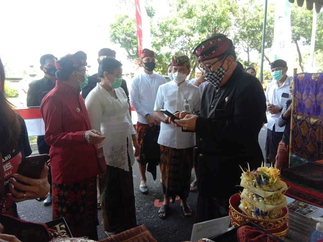 podiumnews.com-Pasar Gotong Royong, Keberpihakan Pemprov Terhadap Produk Lokal Bali